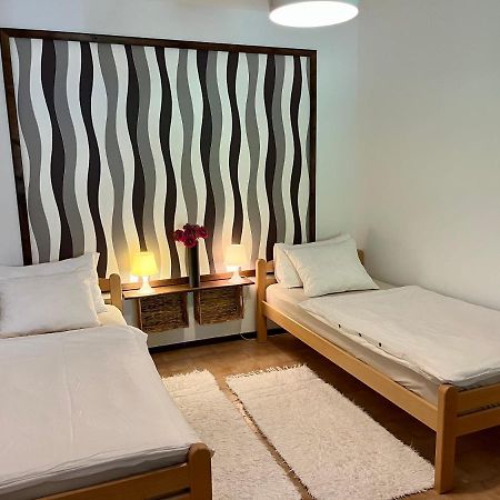 Apartmani Zora Cres Dış mekan fotoğraf