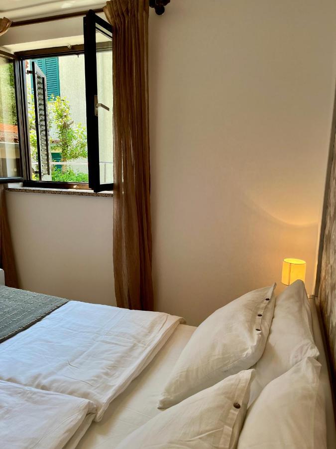 Apartmani Zora Cres Dış mekan fotoğraf