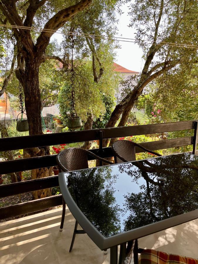 Apartmani Zora Cres Dış mekan fotoğraf